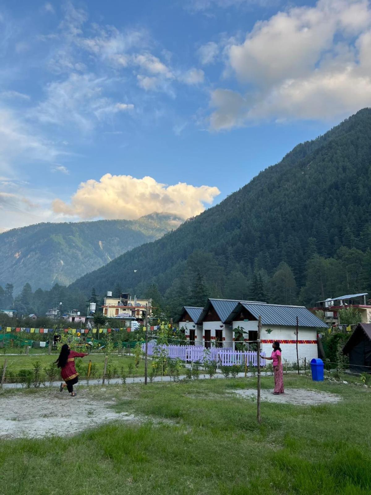 Himtrek Stay Kasol Exterior photo