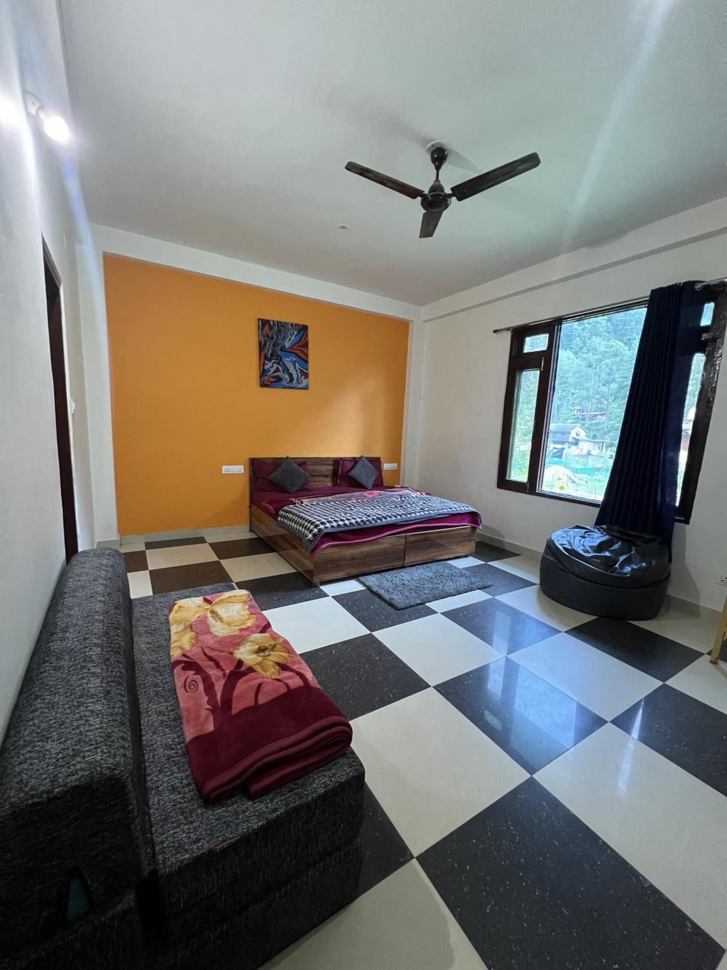 Himtrek Stay Kasol Exterior photo